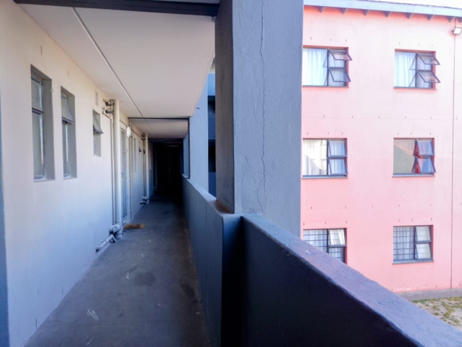 To Let 2 Bedroom Property for Rent in Belhar Western Cape